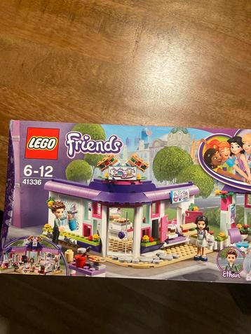 LEGO Friends 41336 Stephanie's Café beschikbaar voor biedingen