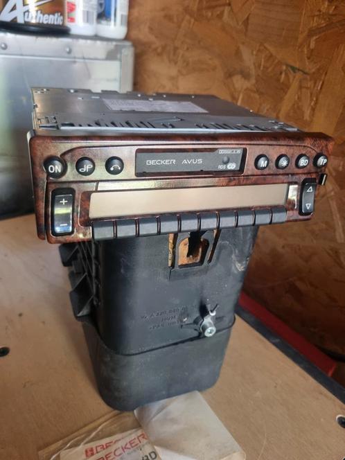 Prachtige MERCEDES autoradio cassettespeler BECKER AVUS HOUT, Auto diversen, Autoradio's, Gebruikt, Ophalen of Verzenden