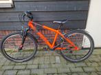 B'twin jongensfiets 24 inch rockrider 500 zwart en oranje, Fietsen en Brommers, Fietsen | Jongens, Ophalen, Gebruikt, 24 inch