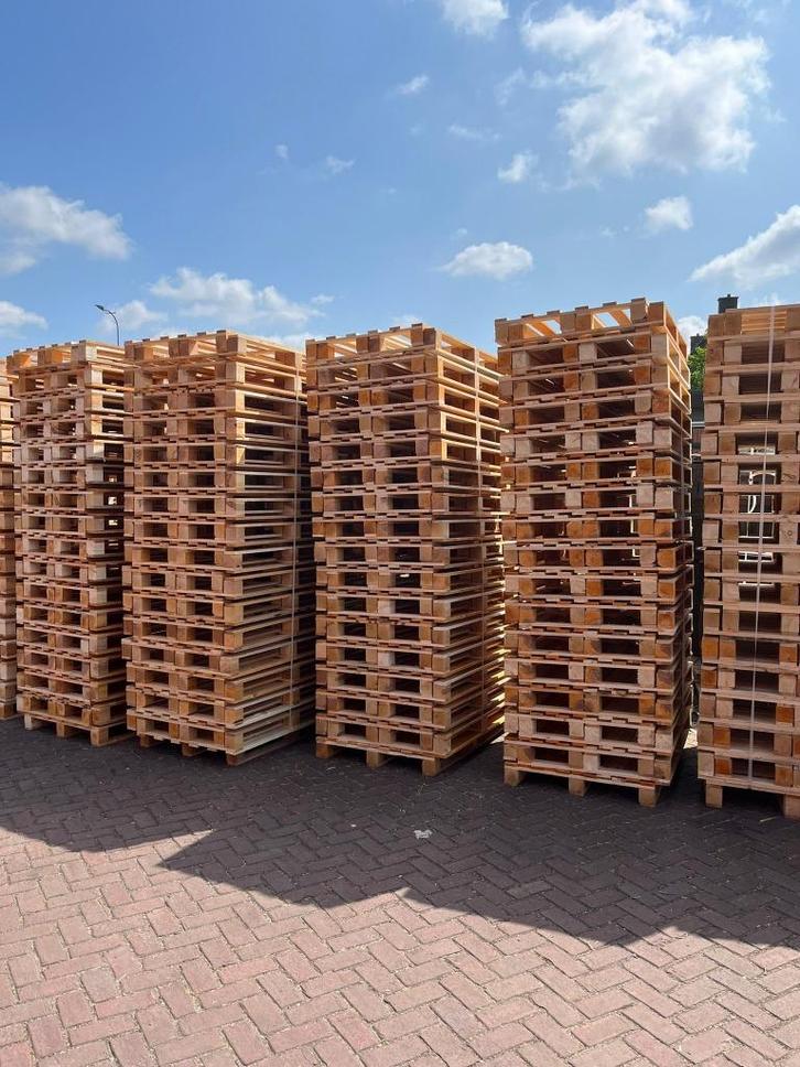 Nieuwe display pallets 60 x 80 cm, halve pallets 600x800, Zakelijke goederen, Partijgoederen en Retail | Verpakking en Verzending