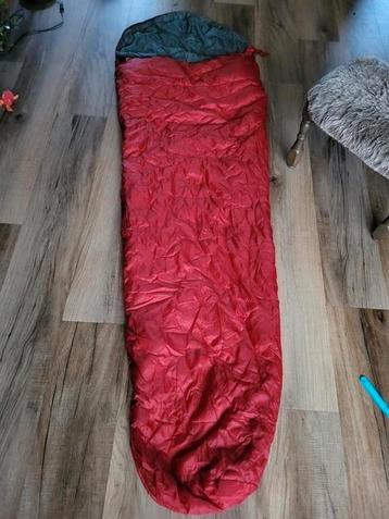 Fijne slaapzak mummy tot 0 graden  beschikbaar voor biedingen