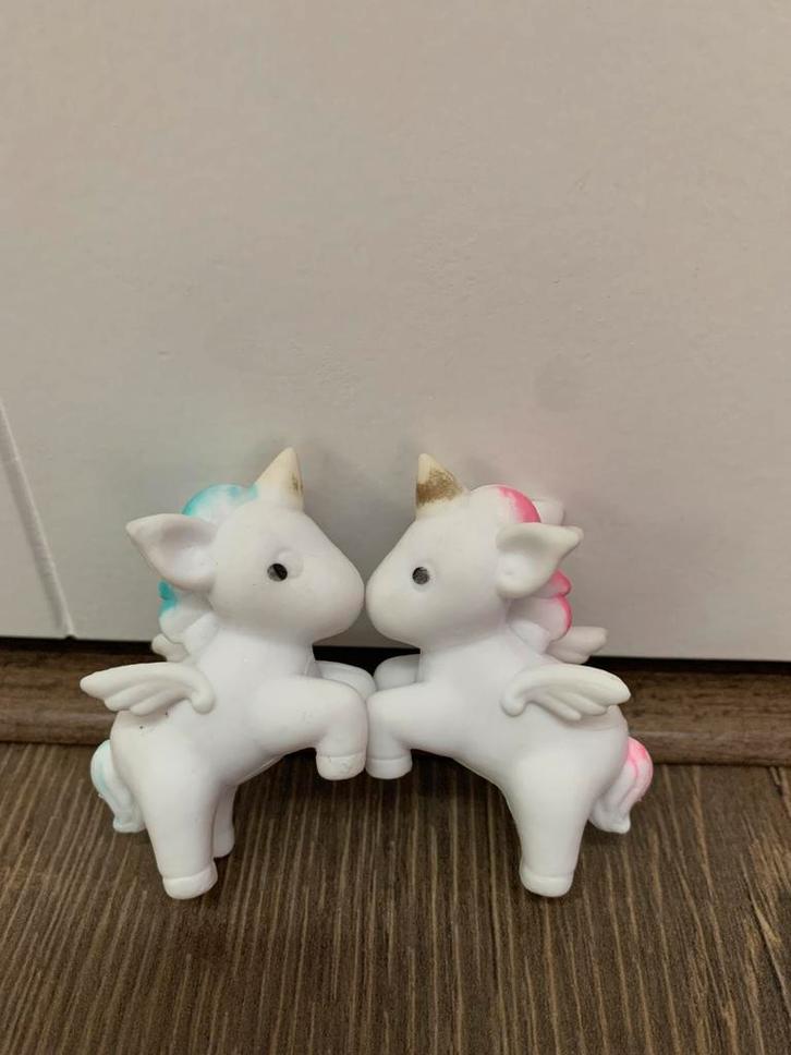 Twee Schattige Eenhoorn Figuurtjes, Kinderen en Baby's, Speelgoed | Overig, Zo goed als nieuw, Jongen of Meisje, Ophalen of Verzenden