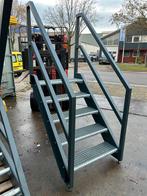 Stalen Trap - Robuust en Duurzaam, Doe-het-zelf en Verbouw, Ophalen, Zo goed als nieuw, Trap, Minder dan 2 meter