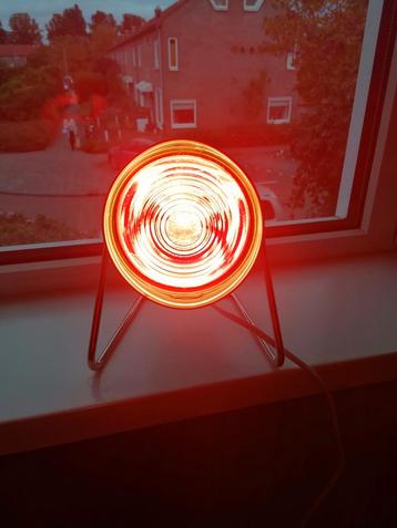 Philips infraphil warmte lamp vintage maar goeie kwaliteit.  beschikbaar voor biedingen