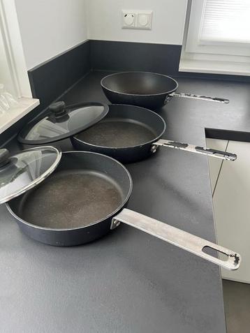 Set: 2 koekenpannen + 1 wokpan - Herman den Blijker by Gusta beschikbaar voor biedingen
