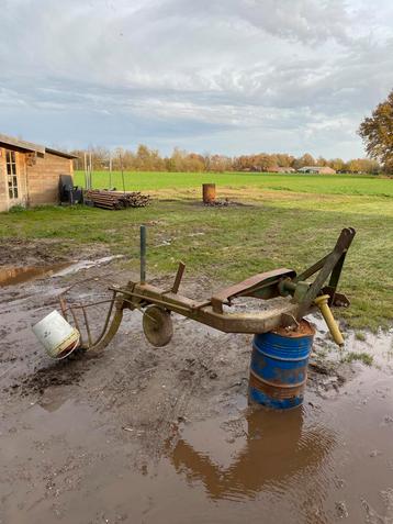 Rooiploeg  beschikbaar voor biedingen