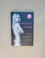 Britney Spears - The Woman in Me - Nederlandse editie, Boeken, Ophalen of Verzenden, Zo goed als nieuw, Britney Spears, Film, Tv en Media