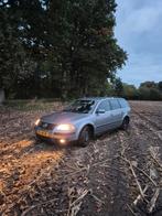 Volkswagen Passat 1.8 Variant 110KW 2002 Grijs, Auto's, Volkswagen, Voorwielaandrijving, Stof, 74 €/maand, Zwart