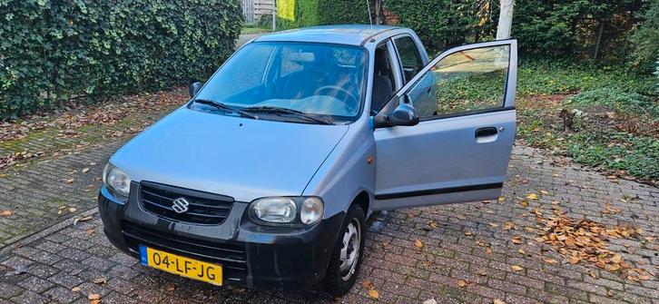 Suzuki Alto 1.1 2002 Grijs, Auto's, Suzuki, Particulier, Alto, Benzine, A, Hatchback, Handgeschakeld, Origineel Nederlands, Zilver of Grijs