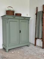 Eiken meidenkast vintage buffetkast kledingkast halkast, Huis en Inrichting, Ophalen, Nvt, Nvt, Nvt