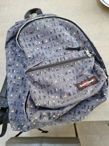 Eastpak rugzak met klein laptop vak beschikbaar voor biedingen