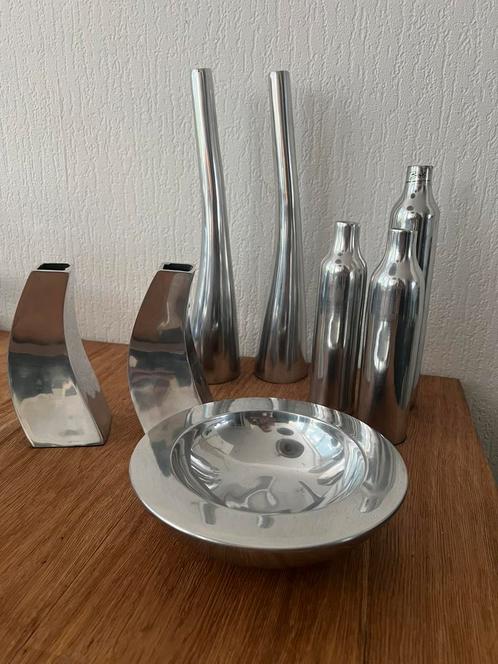 Design vazen deco rvs gepolijst metaal jaren 80, Antiek en Kunst, Kunst | Designobjecten, Ophalen of Verzenden
