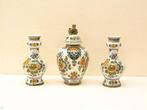 3 delig delft kaststel 32840, Gebruikt, Overige kleuren, Aardewerk of Porselein, Ophalen of Verzenden