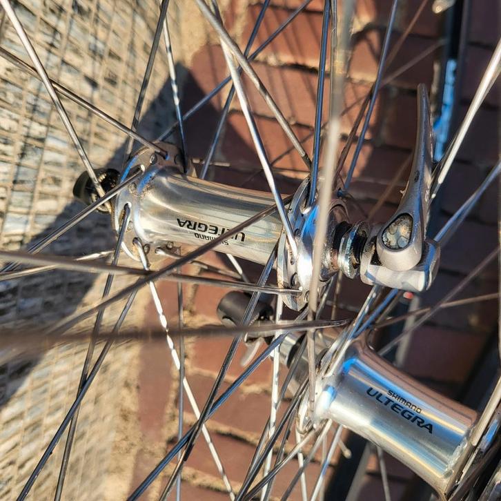 Wielset Shimano Ultegra naven 10 speed, Fietsen en Brommers, Fietsonderdelen, Gebruikt, Racefiets, Wiel, Ophalen of Verzenden