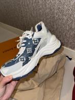 Louis Vuitton Run 55 sneaker (36), Kleding | Dames, Schoenen, Blauw, Louis Vuitton, Ophalen of Verzenden, Sneakers of Gympen