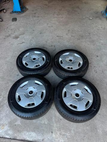 Ford Transit Custom Velgen+Goodyear Banden (2023) beschikbaar voor biedingen