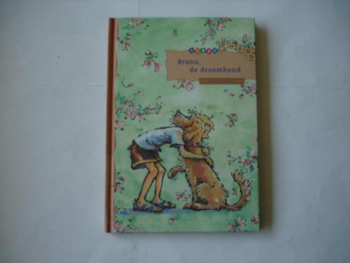 RR.(2155) bruno de droomhond. : Door dorry roothans      . N, Boeken, Kinderboeken | Jeugd | onder 10 jaar, Zo goed als nieuw