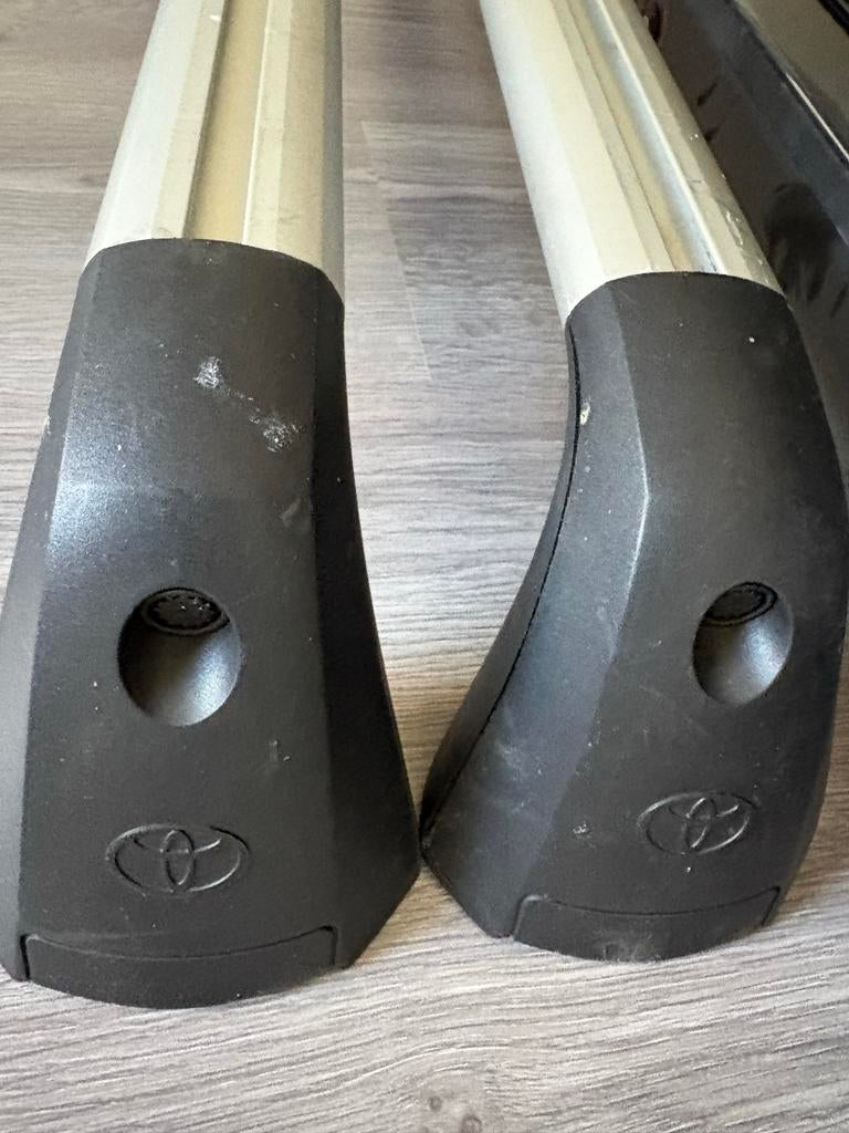 Toyota Avensis Dakdragers, Auto diversen, Ophalen, Gebruikt