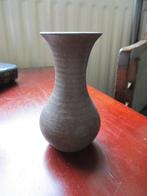Vaasje (keramiek, aardewerk), Overige kleuren, Aardewerk of Porselein, Ophalen of Verzenden, Zo goed als nieuw