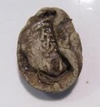 Onbekend klein 2cm lakenlood lood met tekens bodemvondst, Antiek en Kunst, Verzenden