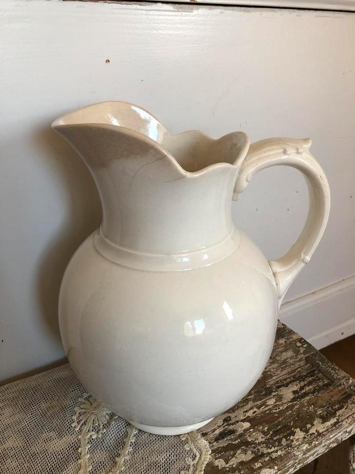 Oude lamperkan Societe Ceramique beboterd, Antiek en Kunst, Antiek | Servies los, Ophalen of Verzenden