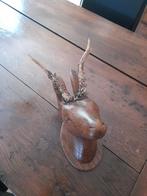 Oude houten hertekop met geweitjes, Ophalen of Verzenden