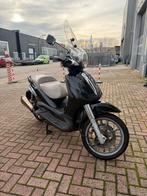 Piaggio Beverly 500cc met Akrapovic, Fietsen en Brommers, Scooters | Piaggio, Ophalen, Gebruikt, Overige modellen, Maximaal 45 km/u