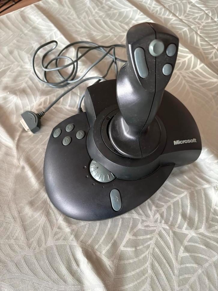 Legendarische joystick MS Force Feedback Pro, Computers en Software, Joysticks, Zo goed als nieuw, Ophalen of Verzenden