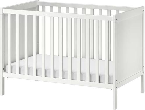 Ikea SUNDVIK baby bedje, Kinderen en Baby's, Babywiegjes en Ledikanten, Zo goed als nieuw, Ledikant, Ophalen