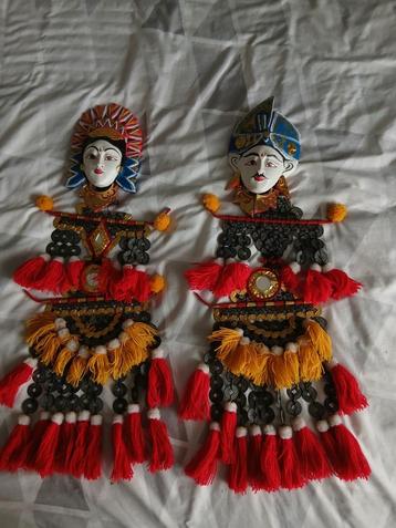 Indonesische Balinese ? Poppen voor aan de muur  munten pop beschikbaar voor biedingen