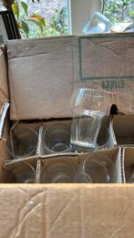 Gratis op te halen, doos met bierglazen, Verzamelen, Glas en Borrelglaasjes, Ophalen of Verzenden, Zo goed als nieuw, Bierglas