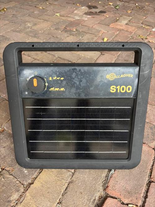 Gallagher S100 solar zon schrikdraadapparaat stroomklok, Dieren en Toebehoren, Stalling en Weidegang, Weidegang