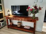 Robuuste koloniale teakhouten side table, Huis en Inrichting, Tafels | Sidetables, Ophalen, Gebruikt, Koloniaal, Teakhout