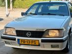 Opel Monza 3.0 I AUT 1986 Wit, Auto's, Automaat, Achterwielaandrijving, 179 pk, Wit