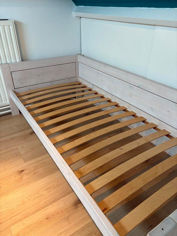 Lifetime bed/half-hoogslaper/hoogslaper, Huis en Inrichting, Slaapkamer | Bedden, Gebruikt, Eenpersoons, 90 cm, 200 cm, Hout, Wit