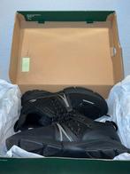 Lacoste, Ophalen of Verzenden, Lacoste, Zwart, Sneakers of Gympen