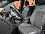 Volkswagen Golf 1.5 TSI 3x R-line | Carplay | Keyless | DSG, Zwart, 4 cilinders, 150 pk, Alcantara