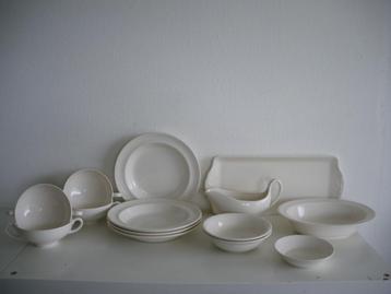 Wedgwood Traditional Queen's Ware servies beschikbaar voor biedingen