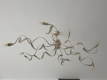 Leuke plafondlamp / hanglamp beschikbaar voor biedingen