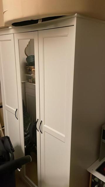 Ikea Songesand kledingkast (uit elkaar)