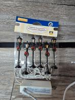 Lemax straatlantaarns set kerstdorp kersthuisjes, Ophalen of Verzenden, Zo goed als nieuw