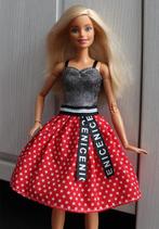 Barbie kleding nieuw - Korte jurk rood zilver en sterretjes, Ophalen of Verzenden, Nieuw, Barbie