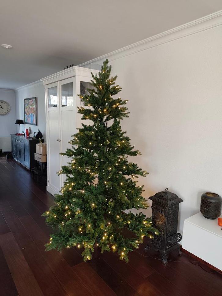 kunst kerstboom met lichtjes Blackbox Brampton, Huis en Inrichting, Banken | Complete zithoeken, Zo goed als nieuw, Kunststof