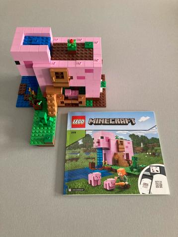 Lego 21170 Minecraft - Het varkenshuis beschikbaar voor biedingen