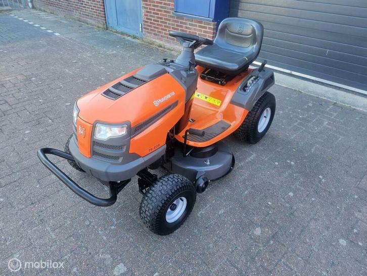 Zitmaaier  husqvarna  ts 238 hydro  mulch/ zijlosser, Tuin en Terras, Zitmaaiers, Zo goed als nieuw, Elektrische starter, Mulchfunctie