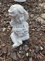 Betonnen tuinbeeld meisje, Tuin en Terras, Tuinbeelden, Ophalen of Verzenden, Gebruikt