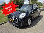 MINI Mini 1.5 Cooper Business GROOTNAVI, PANO, CLIMA, CRUISE, Auto's, Mini, Voorwielaandrijving, Gebruikt, Euro 6, 4 stoelen