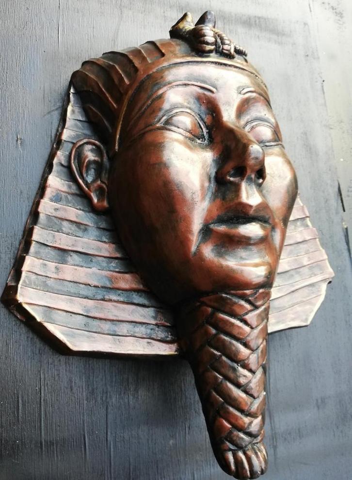 Toetanchamon buste. Gepatineerd. 38/32/14 cm., Antiek en Kunst, Curiosa en Brocante, Ophalen