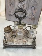 Antiek verzilverde Menage Set met Glazen Flessen, Antiek en Kunst, Ophalen of Verzenden