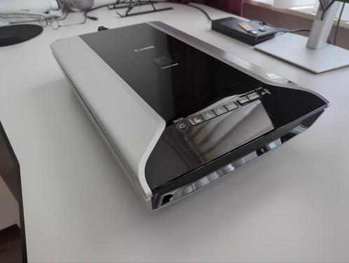 Canon CanoScan 8800F Scanner, Computers en Software, Scanners, Gebruikt, Flatbedscanner, MacOS, Windows, Linux, Ophalen of Verzenden
